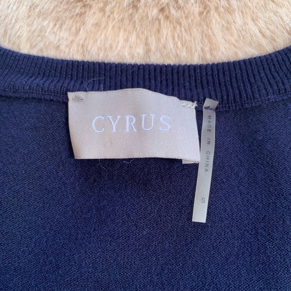 Cyrus tunic sweater top - Picture 3 of 4